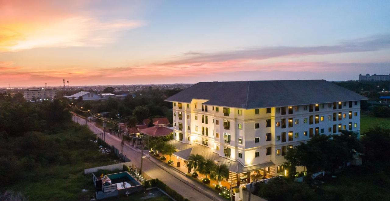 Hotel Napheera Royal Tel Ban Khlong Bang Krathiam Exteriér fotografie