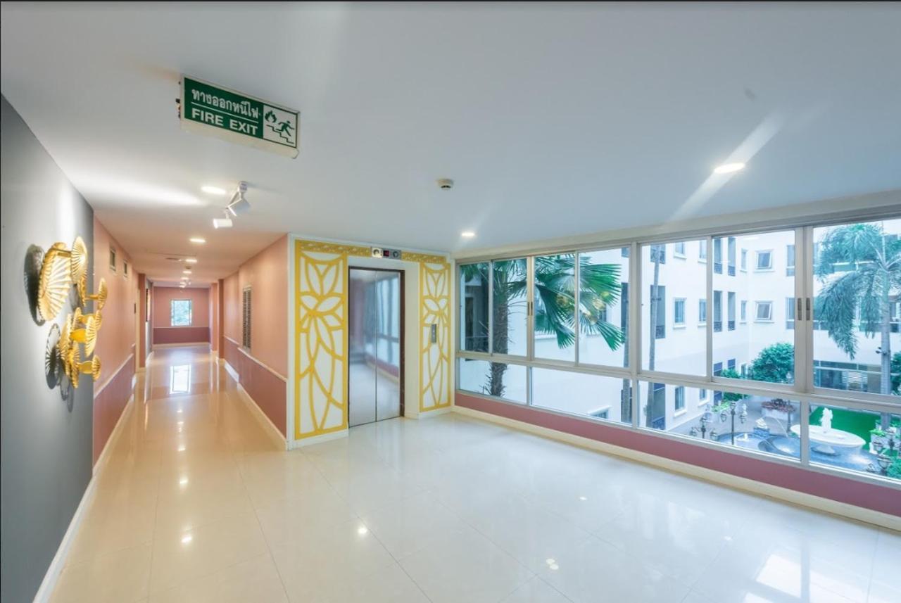 Hotel Napheera Royal Tel Ban Khlong Bang Krathiam Exteriér fotografie